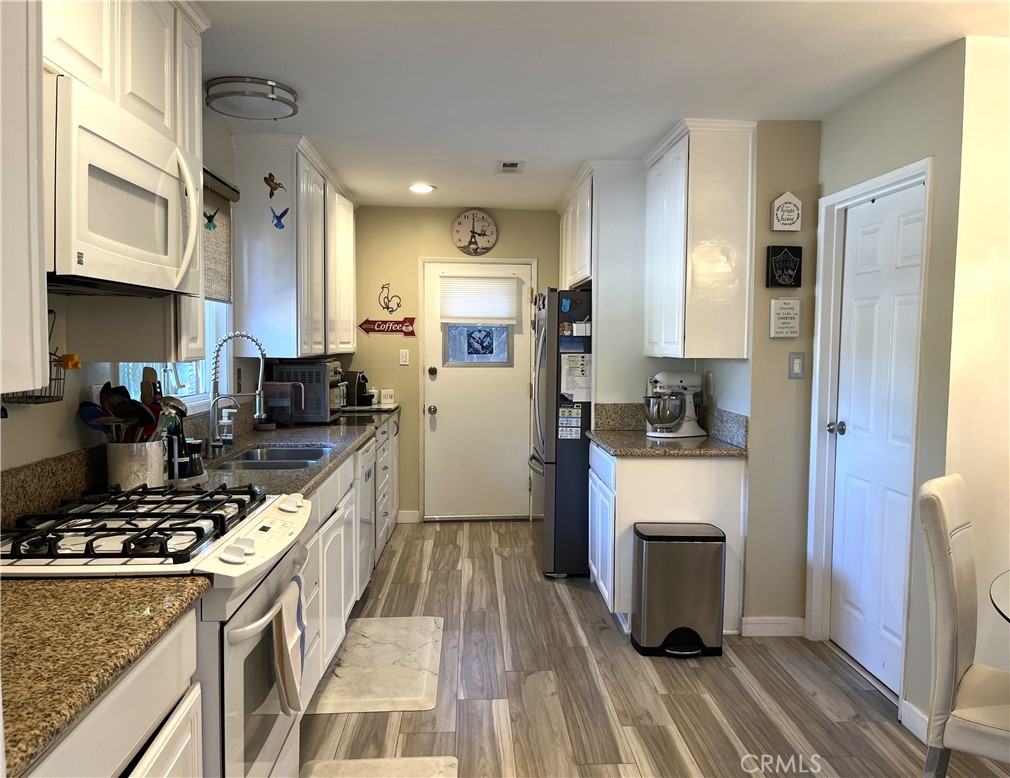 MLS #SR25271597 image #6