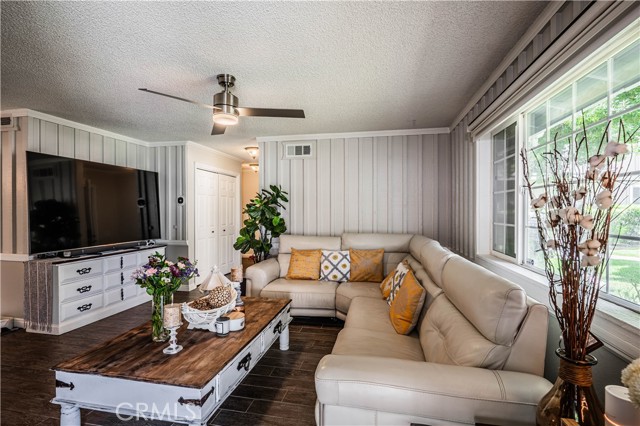 Detail Gallery Image 9 of 23 For 28366 Princessa Ct, Murrieta,  CA 92563 - 2 Beds | 2 Baths