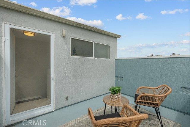 14441 Benefit Street, Sherman Oaks CA: https://media.crmls.org/medias/11789d2e-5405-4598-832d-4da1ff191430.jpg