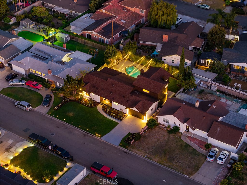 https://media.crmls.org/medias/1179345e-c9cb-4f28-80c7-f27eea1fed74.jpg?preset=X-Large
