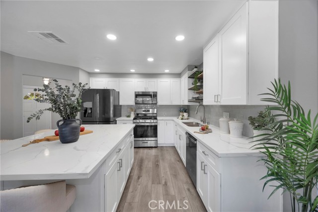 Detail Gallery Image 14 of 48 For 3675 Cypress Ln, Yorba Linda,  CA 92886 - 3 Beds | 3 Baths