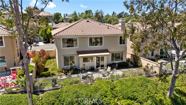 10 Via Berrendo, Rancho Santa Margarita CA: https://media.crmls.org/medias/1179fa1a-6edc-443a-b6b6-26dba1f888fd.jpg