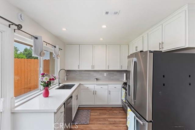 Image 16 of 43 For 22554 Pico Street