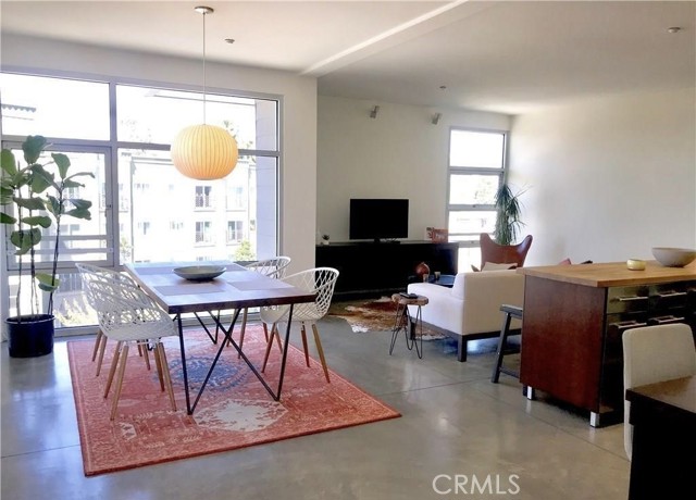 Detail Gallery Image 5 of 13 For 4111 W Sunset #540,  Los Angeles,  CA 90029 - 1 Beds | 1 Baths