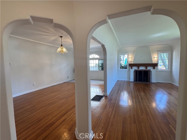 Detail Gallery Image 5 of 22 For 1615 S Monterey St, Alhambra,  CA 91801 - 3 Beds | 2 Baths