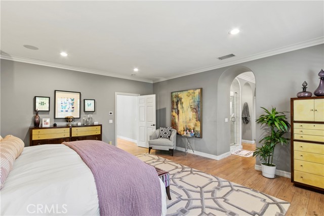 Detail Gallery Image 23 of 54 For 23 Boardwalk, Newport Beach,  CA 92660 - 6 Beds | 4/2 Baths