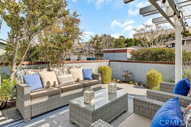 29 Marin Court, Manhattan Beach, California 90266, 3 Bedrooms Bedrooms, ,2 BathroomsBathrooms,Residential,Sold,Marin Court,PV22047688