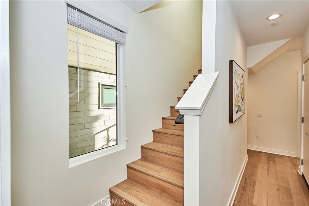 117D24A1 87D8 4D69 Bf44 1E46D5B89534 1050 N Joels Place, Los Angeles, Ca 90012 &Lt;Span Style='BackgroundColor:transparent;Padding:0Px;'&Gt; &Lt;Small&Gt; &Lt;I&Gt; &Lt;/I&Gt; &Lt;/Small&Gt;&Lt;/Span&Gt;