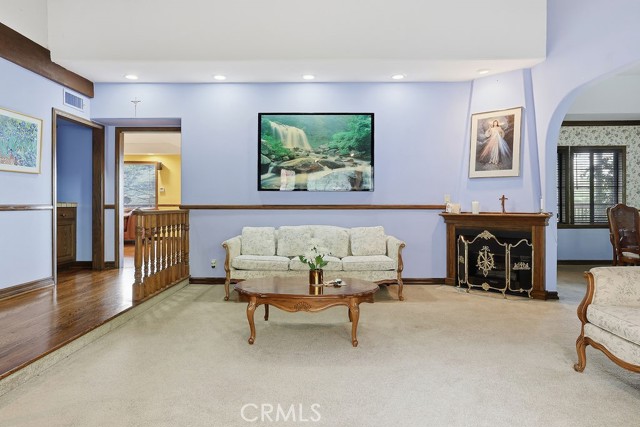 Detail Gallery Image 6 of 46 For 24300 Sylvan Glen, Calabasas,  CA 91302 - 5 Beds | 3 Baths