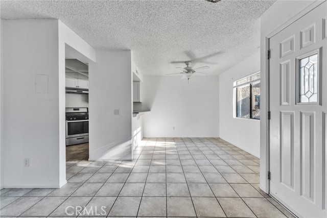 Detail Gallery Image 7 of 43 For 9764 Huntington Dr a,  Rancho Cucamonga,  CA 91701 - 3 Beds | 2 Baths