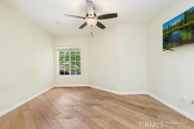 10854 Beltramo Circle, Riverside CA: https://media.crmls.org/medias/117e3f7d-d5f5-417e-8bef-188d7ac1807a.jpg