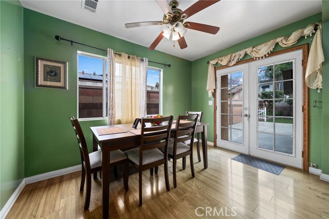 Detail Gallery Image 4 of 29 For 5942 Fidler, Lakewood,  CA 90712 - 4 Beds | 4 Baths