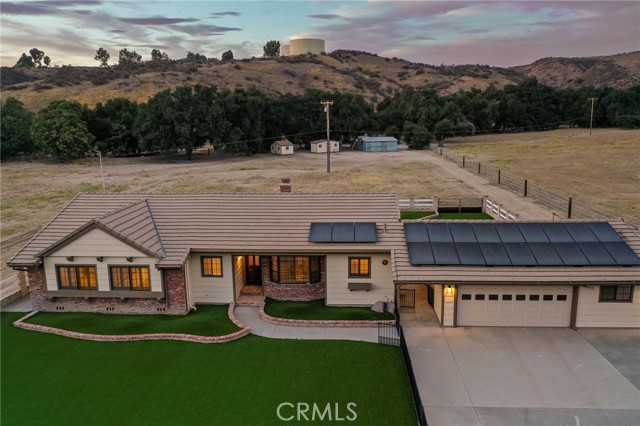 Detail Gallery Image 7 of 60 For 21565 Cleardale St, Newhall,  CA 91321 - 3 Beds | 2/1 Baths