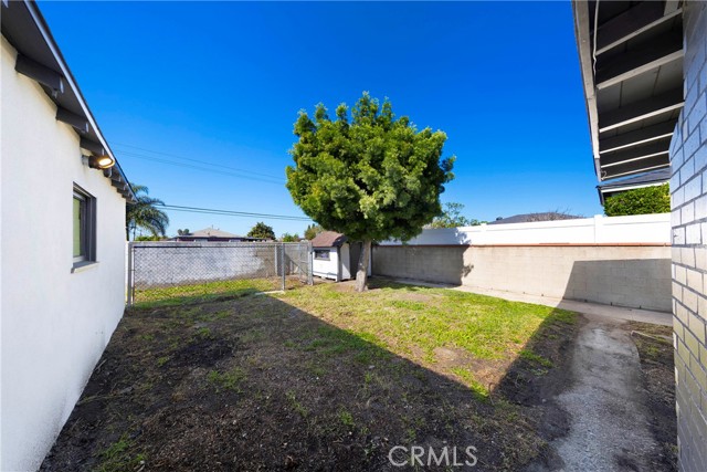 Detail Gallery Image 24 of 43 For 15613 Thornlake Ave, Norwalk,  CA 90650 - 3 Beds | 2 Baths