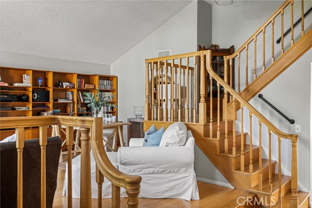 Detail Gallery Image 3 of 31 For 14371 Miro Ct, Irvine,  CA 92606 - 4 Beds | 3 Baths