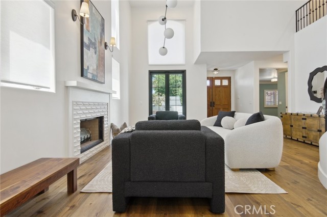 Detail Gallery Image 6 of 35 For 4322 Alcove Ave, Studio City,  CA 91604 - 5 Beds | 5 Baths