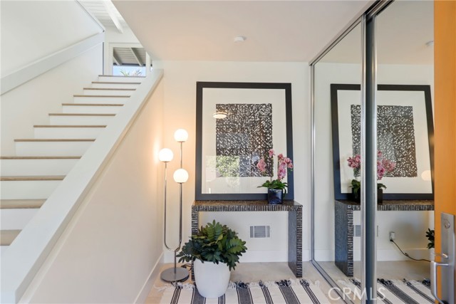 Detail Gallery Image 5 of 35 For 2000 Vista Cajon, Newport Beach,  CA 92660 - 3 Beds | 2 Baths