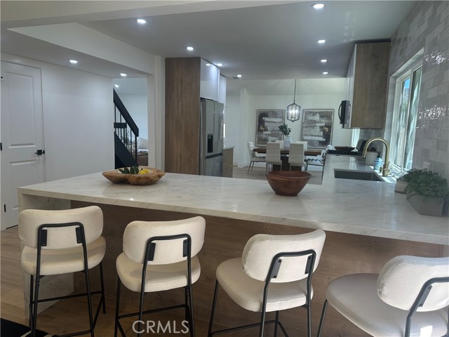 8043 Hillandale Drive, San Diego CA: https://media.crmls.org/medias/11806c49-f4ce-4718-bce5-dec42af06292.jpg