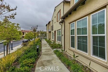 Detail Gallery Image 23 of 25 For 20330 Paseo Las Olivas, Porter Ranch,  CA 91326 - 2 Beds | 2 Baths