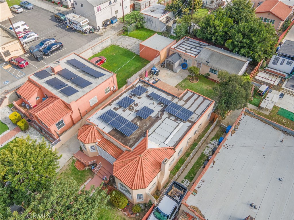 https://media.crmls.org/medias/1180a0aa-a092-421f-bbc0-d2cad94ed559.jpg?preset=X-Large