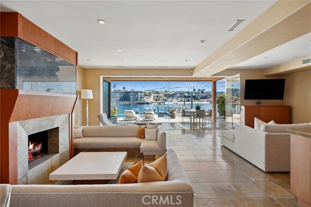 2278 Channel Rd Road, Newport Beach CA: https://media.crmls.org/medias/1180ce1a-9128-47e7-a706-8fe46ceb64b0.jpg