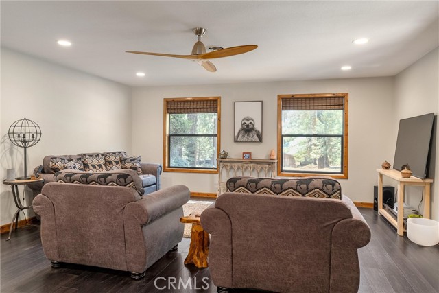 Detail Gallery Image 26 of 73 For 170 Woodhaven Dr, Chico,  CA 95973 - 4 Beds | 3/1 Baths