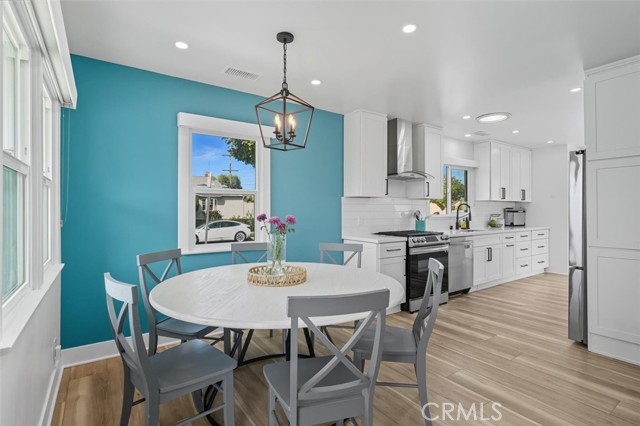 5357 122nd St, Hawthorne CA: https://media.crmls.org/medias/1181d0ba-2291-4c65-897d-df0f56fde36a.jpg