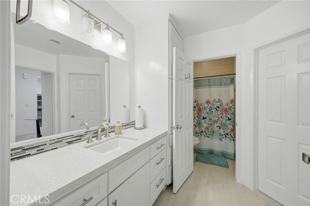 Detail Gallery Image 18 of 35 For 434 E Spruce #100,  Inglewood,  CA 90301 - 1 Beds | 1 Baths