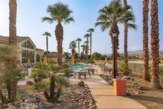 81535 Avenida De Baile, Indio CA: https://media.crmls.org/medias/11847d25-5df3-46c0-ab19-247ee92d8a64.jpg