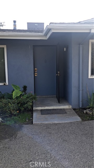 Detail Gallery Image 2 of 8 For 1950 N Sierra Way #1,  San Bernardino,  CA 92405 - 2 Beds | 1 Baths