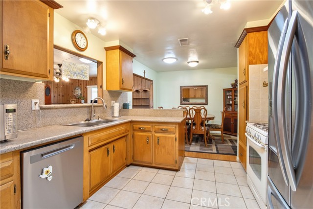 Detail Gallery Image 10 of 43 For 1272 W 25th St, Upland,  CA 91784 - 3 Beds | 2 Baths