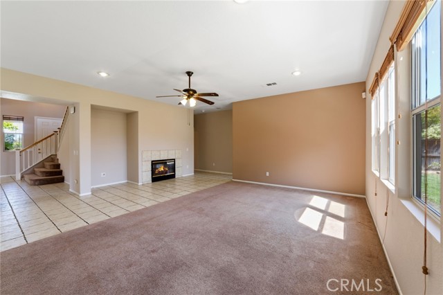 Detail Gallery Image 10 of 35 For 9302 Meadow Ln, Riverside,  CA 92508 - 5 Beds | 3 Baths
