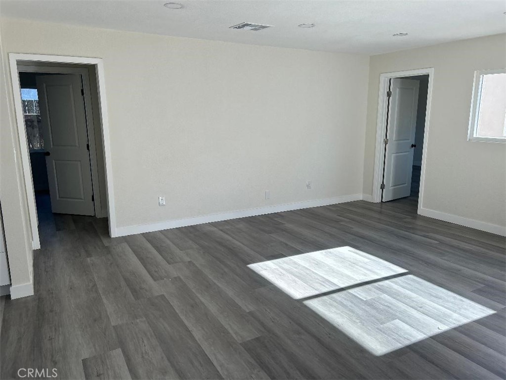 MLS #IV25252646 image #9