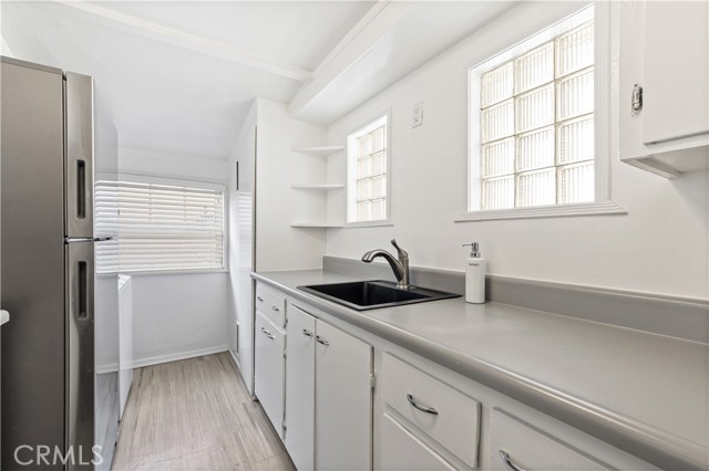 Detail Gallery Image 12 of 19 For 2123 Crescent, Montrose,  CA 91020 - – Beds | – Baths