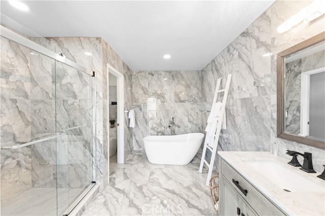 Detail Gallery Image 36 of 55 For 39 Cape Cod, Irvine,  CA 92620 - 4 Beds | 3 Baths