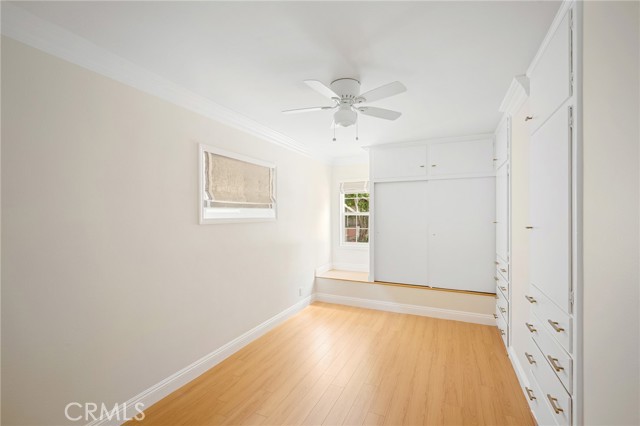 Detail Gallery Image 22 of 32 For 3805 Los Olivos Ln, Glendale,  CA 91214 - 5 Beds | 2 Baths