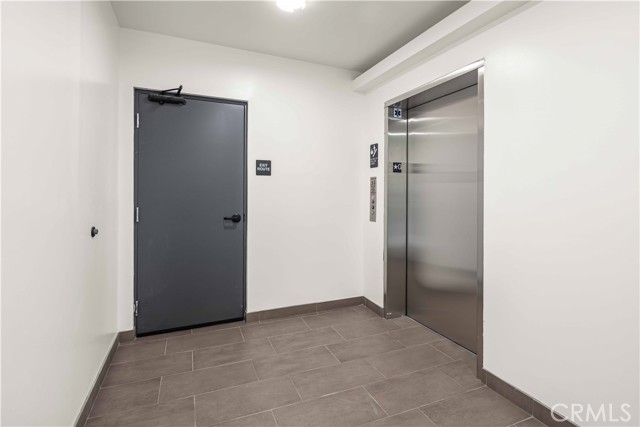 11714 Archwood Street, North Hollywood CA: https://media.crmls.org/medias/118a4f37-7c10-4fa9-8a9a-8d0b8d1d97cf.jpg