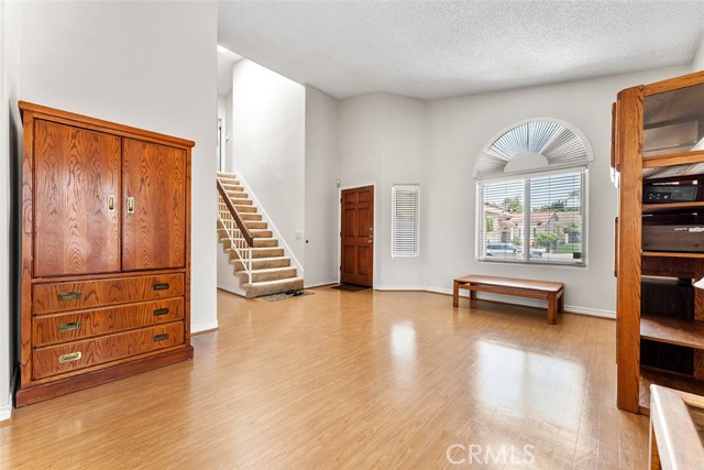19080 Shakespeare Drive, Walnut CA: https://media.crmls.org/medias/118c040e-67a3-488b-a1f6-25fa7c8b17f7.jpg