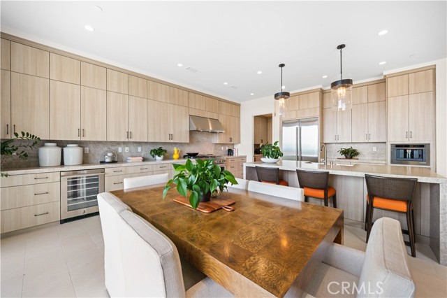 137 Prestigo, Irvine CA: https://media.crmls.org/medias/118c4ba0-2b53-45cc-9ad5-e5d909905a25.jpg