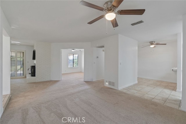 18691 Varden Drive, Madera CA: https://media.crmls.org/medias/118c7b5b-9127-42b4-8d90-9386decd3258.jpg