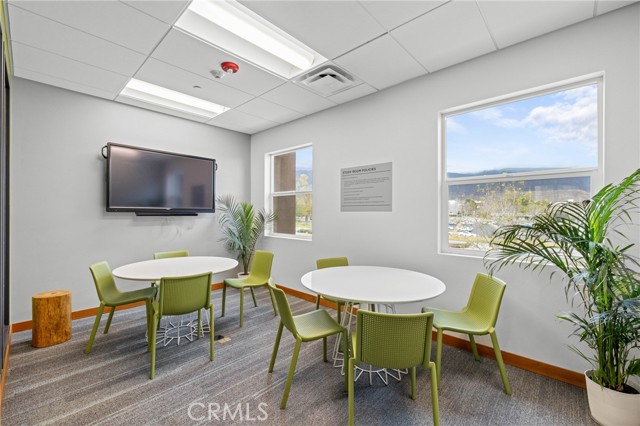 1831 Northpark Boulevard, San Bernardino CA: https://media.crmls.org/medias/118d0a9a-edbb-4642-8c66-f6893cfef926.jpg