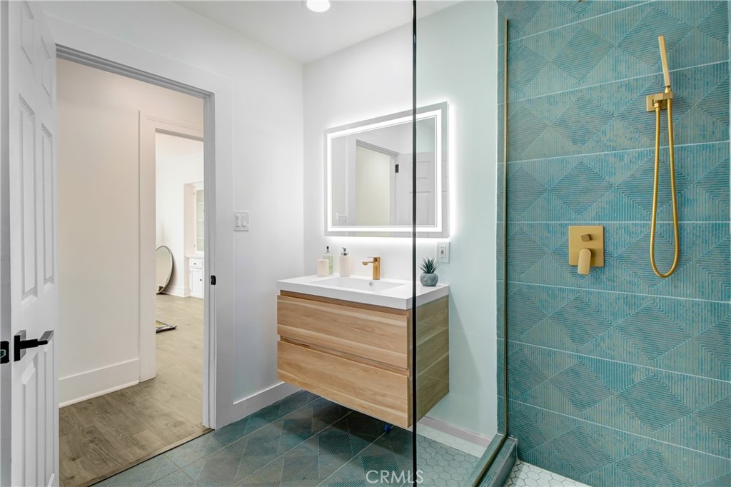 MLS #DW25156025 img 15