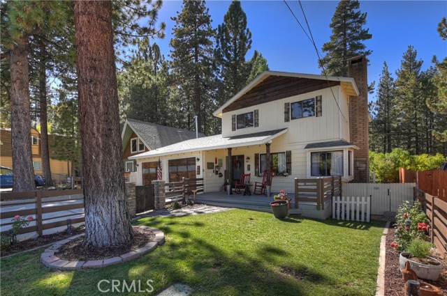 Detail Gallery Image 3 of 32 For 684 Elm St, Big Bear Lake,  CA 92315 - 4 Beds | 2 Baths