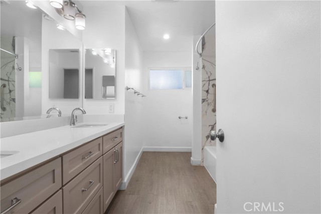 10829 Firmona Avenue photo 19