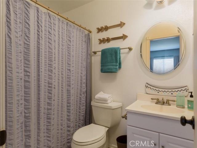 Detail Gallery Image 15 of 21 For 907 Caminito Madrigal #B,  Carlsbad,  CA 92011 - 2 Beds | 2/1 Baths