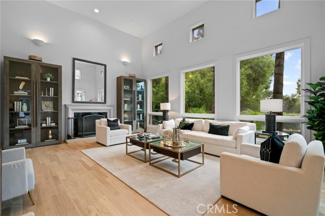 Detail Gallery Image 1 of 46 For 1265 Chateau Road, Pasadena,  CA 91105 - 6 Beds | 6/1 Baths