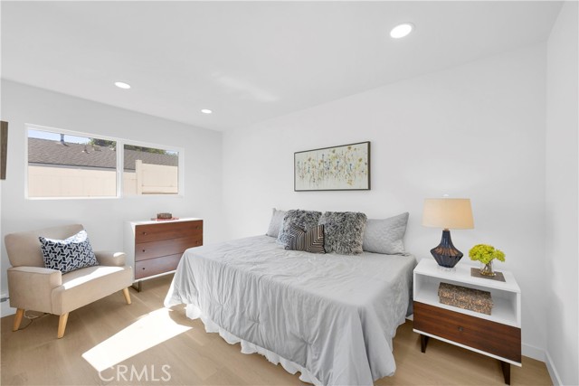8381 E Blithedale Street, Long Beach CA: https://media.crmls.org/medias/1190625a-7a5f-4c70-999f-dab8da9312ff.jpg