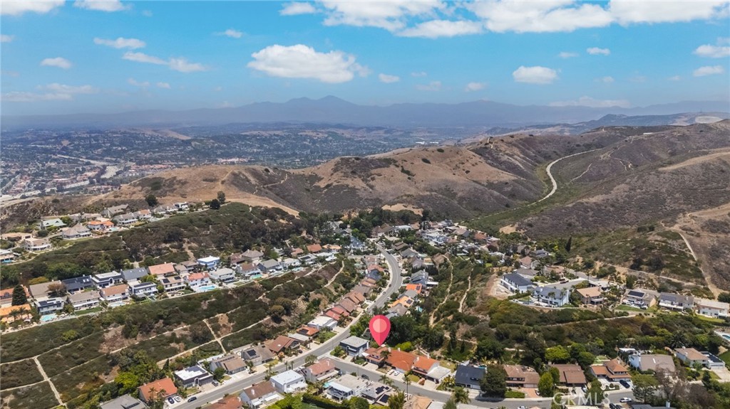https://media.crmls.org/medias/1190a518-6ae0-4bea-9d40-4e1c77a70406.jpg?preset=X-Large