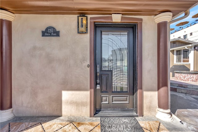 150 Cress Street, Laguna Beach CA: https://media.crmls.org/medias/1190e608-fd9e-46b2-9072-0e85cc99e2b6.jpg