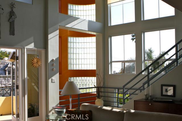 655 Longfellow Avenue, Hermosa Beach, California 90254, 3 Bedrooms Bedrooms, ,2 BathroomsBathrooms,Residential,Sold,Longfellow,S12012664